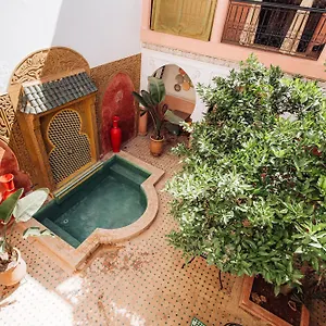 Davina Riad